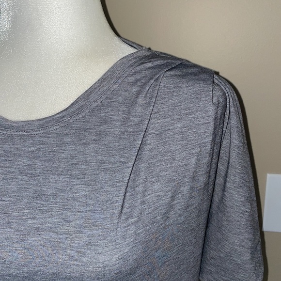 Athleta Essence Pleated Gray Tee, Size Medium - Picture 3 of 12